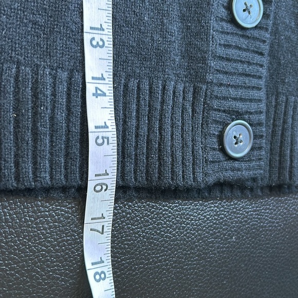 INTERMIX Grethel Wool Cashmere Cardigan Black Sweater Crop Sz P XS - Picture 8 of 12
